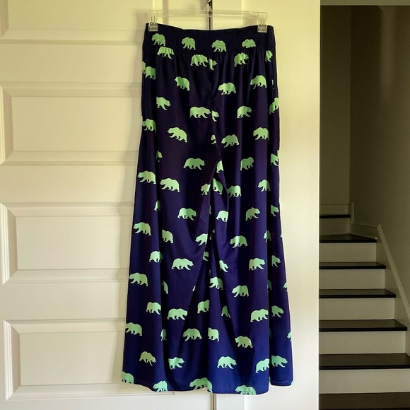 Bar III Front Row Bear Print Effortless Wide Leg Pants ~ Size L - Picture 7 of 7